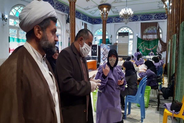 تولید ۱۵ هزار ماسک توسط خادمین امامزاده ابراهیم (ع) آمل