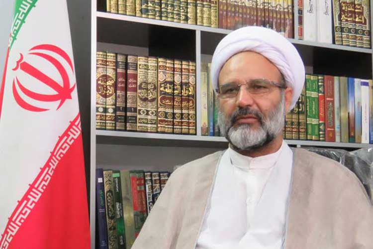 کمک یک میلیارد ریالی بانوان طلبه یزدی در رزمایش همدلی