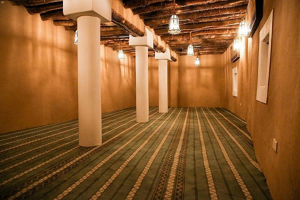بازسازی مسجد ۲۶۶ ساله جلعود در عربستان سعودی