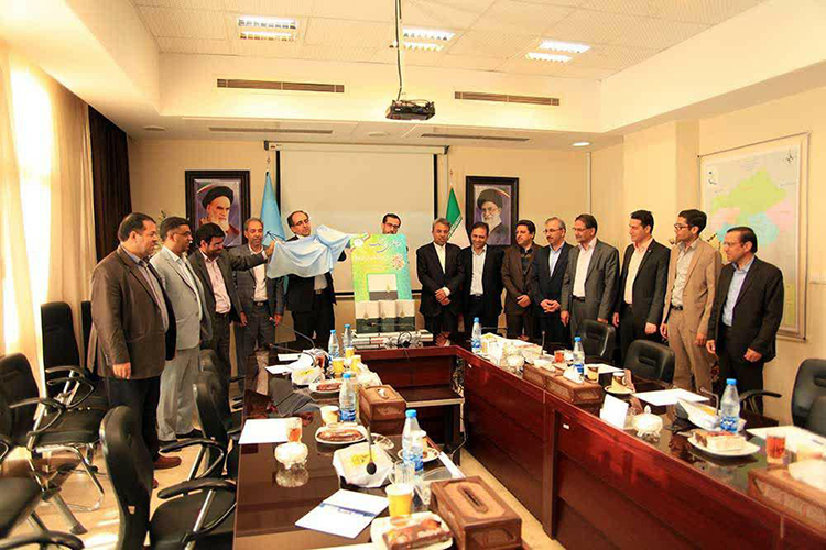 کتاب &laquo;نظریه عمومی نفی دشورای در حقوق اسلامی&raquo; در یزد رونمایی شد