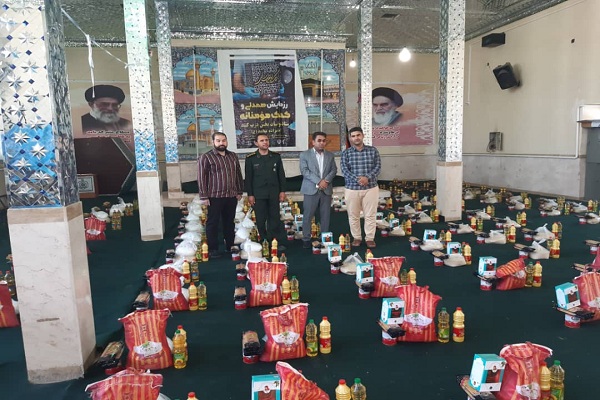 توزیع ٣٨۰ بسته معیشتی بین نیازمندان شهر درب&zwnj;گنبد