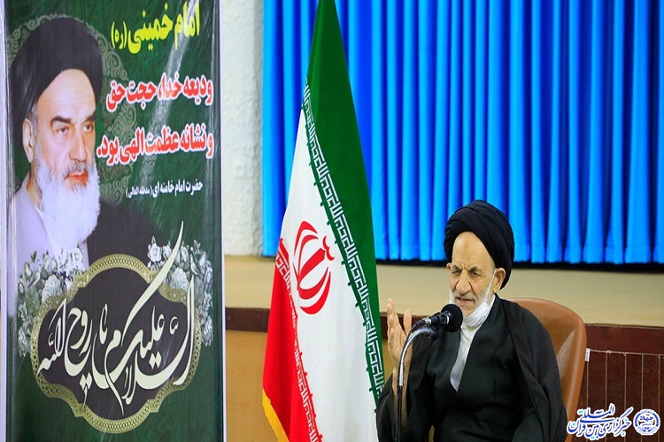 امام خمینی(ره)، باور مبارزه با ظلم را در جامعه ایجاد کرد