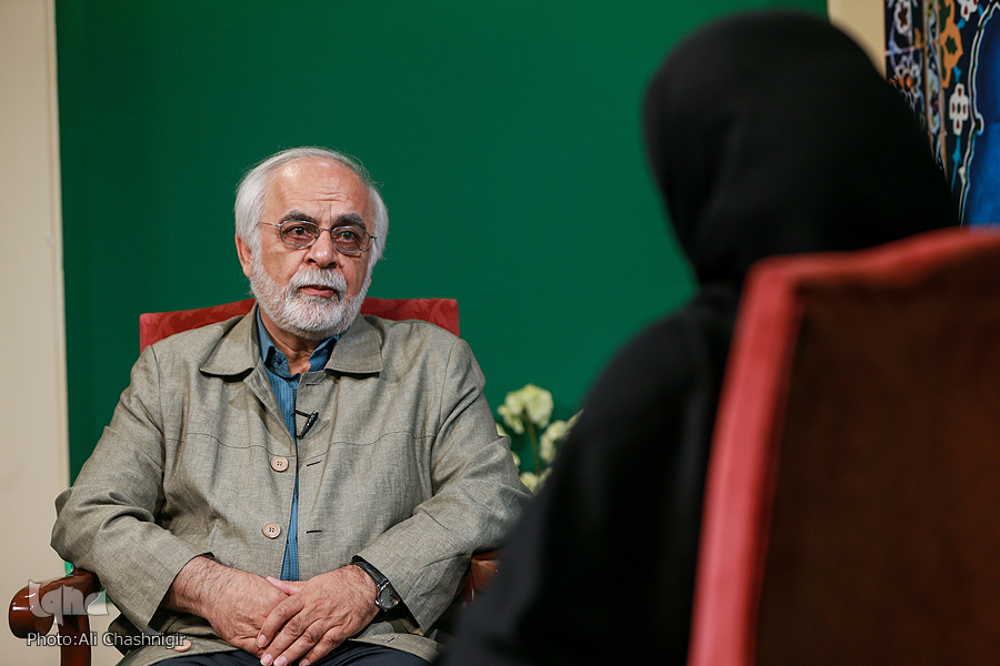 برخورد احساسی با قتل‌های ناموسی نکنیم / کمپین کاهش رنج مردم راه بیاندازیم