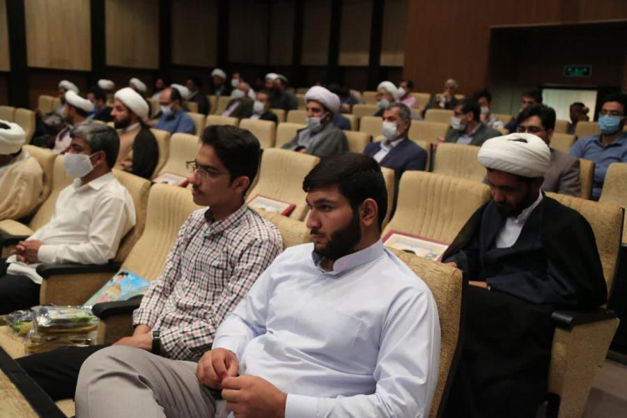 عکس | تقدیر از فعالان عرصه تبلیغ در چهارمحال‌وبختیاری