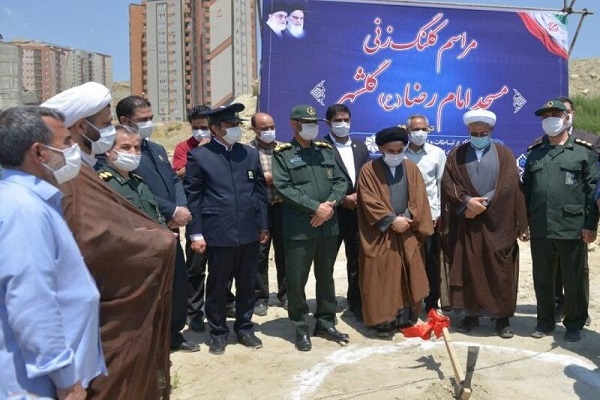 ساخت مساجد گامی مهم برا توسعه و ترویج دین است