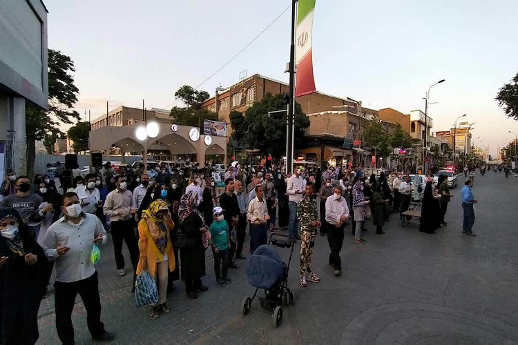 جشن میلاد امام رضا(ع) یا حضور خادمان مسجد جمکران در زنجان