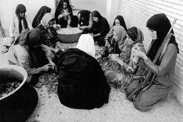 معرفی بانوان ایثارگر لرستانی در برنامه تلویزیونی &laquo;هنارس&raquo;