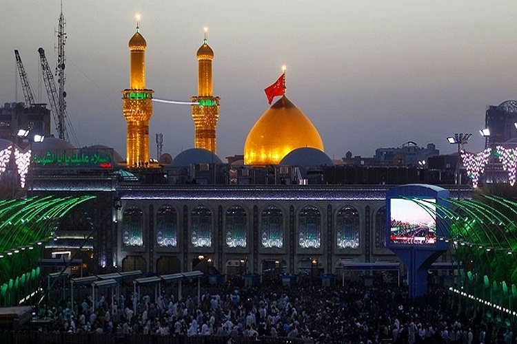 نصب ستون&zwnj;های جدید تَل زینبیه در طرح توسعه حرم حسینی(ع)
