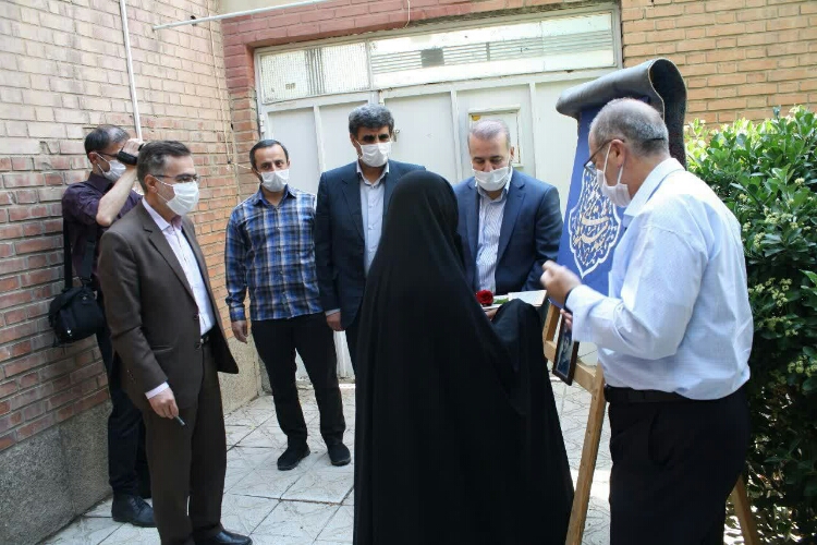 آغاز اجرای طرح سه شنبه های تکریم در همدان با دیدار از خانواده شهید &laquo;سید احمد برقعی&raquo;