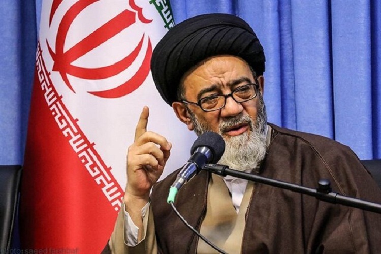 نباید همه مشکلات اقتصادی به تحریم گره زده شود