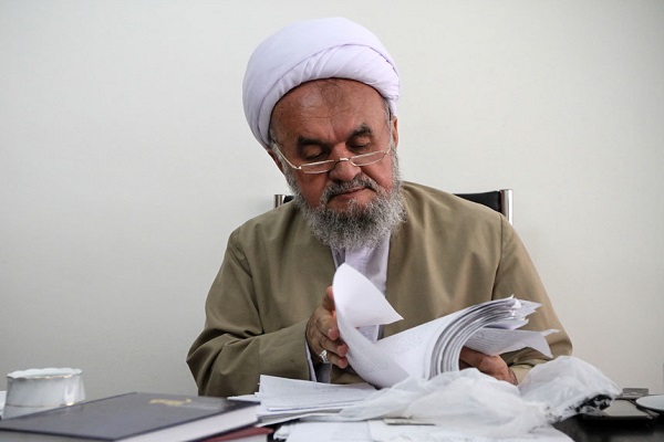 مشکلات معیشتی با آرمان&zwnj;های انقلاب همخوانی ندارد