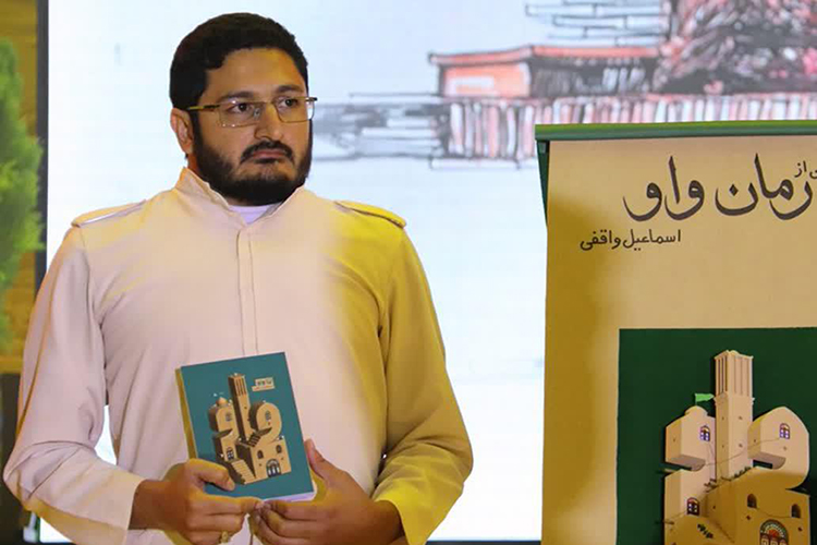 تجلیل از طلبه یزدی در جشنواره هنر آسمانی