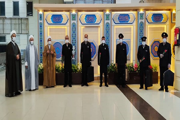 خدام