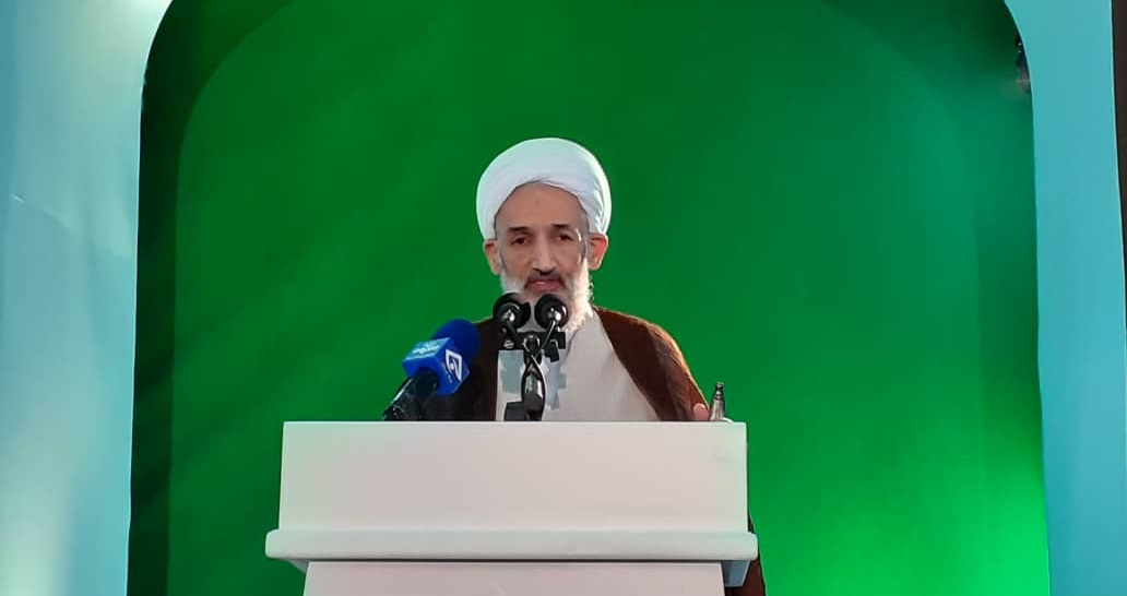 علل عرضه البسه غیر&zwnj;اسلامی در بازار پیگیری شود