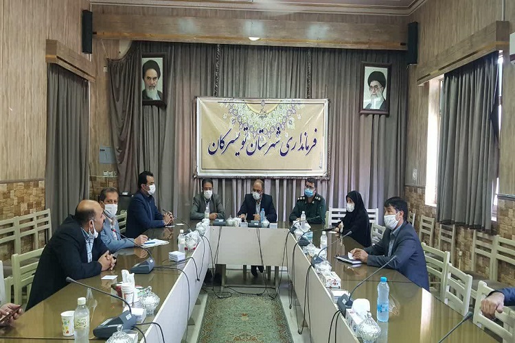 استفاده از ماسک برای کارمندان و مراجعه&zwnj;کنندگان تویسرکان اجباری می&zwnj;شود