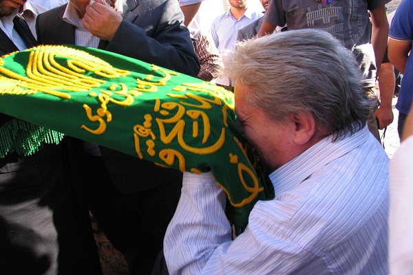 کاروان &laquo;زیر سایه خورشید&raquo; وارد استان اردبیل می&zwnj;شود