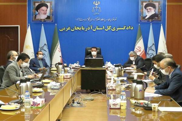 باید از تمامی ظرفیت&zwnj;های قانونی برای کاهش مجازات&zwnj;های تعزیری استفاده کرد