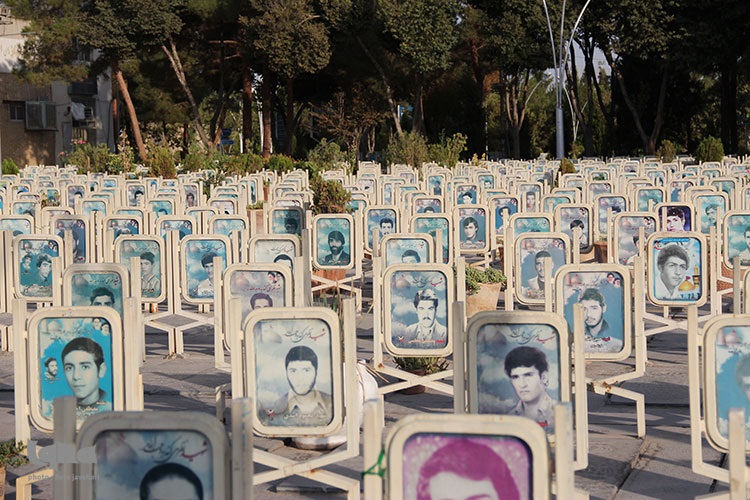 تجدید میثاق جهادگران جهاددانشگاهی در اصفهان با شهدا