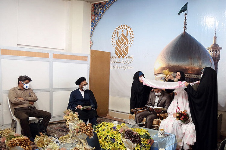 پیوند ۳۰ زوج جوان در حرم مطهر حضرت معصومه(س) پیوند ۳۰ زوج جوان در حرم مطهر حضرت معصومه(س)
