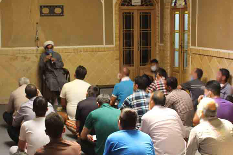 مددجویان زندان یزد در کارگاه آموزش &laquo;حفظ قرآن&raquo; شرکت کردند