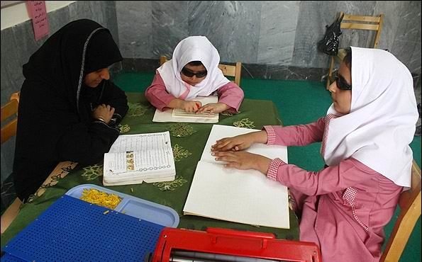 خیران در تأمین امکانات ارتباطی دانش&zwnj;آموزان استثنایی ورود کنند