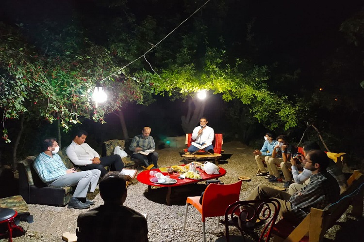 برپایی جلسات قرآن در طبیعت شهر جهانی انگور