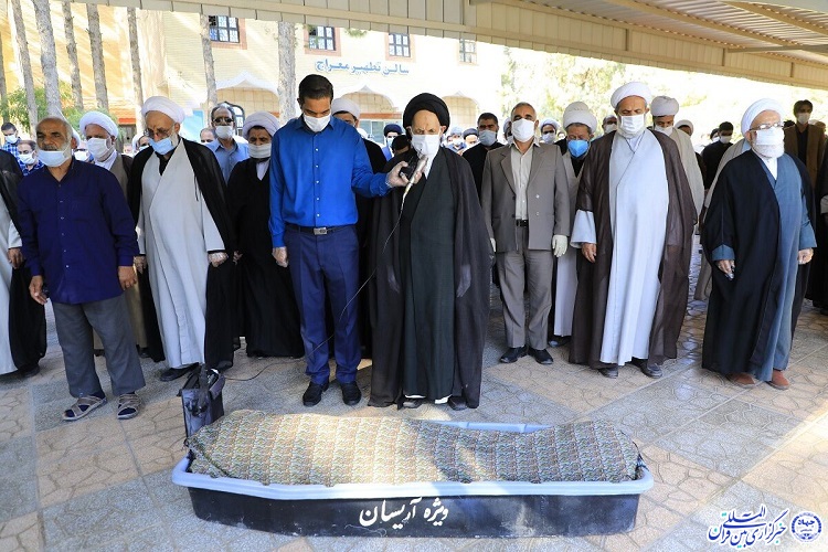 پیکر مجتهد عالیقدر آیت&zwnj;الله محمد ابراهیم ربانی مهمویی با حضور مسئولان تشییع شد
