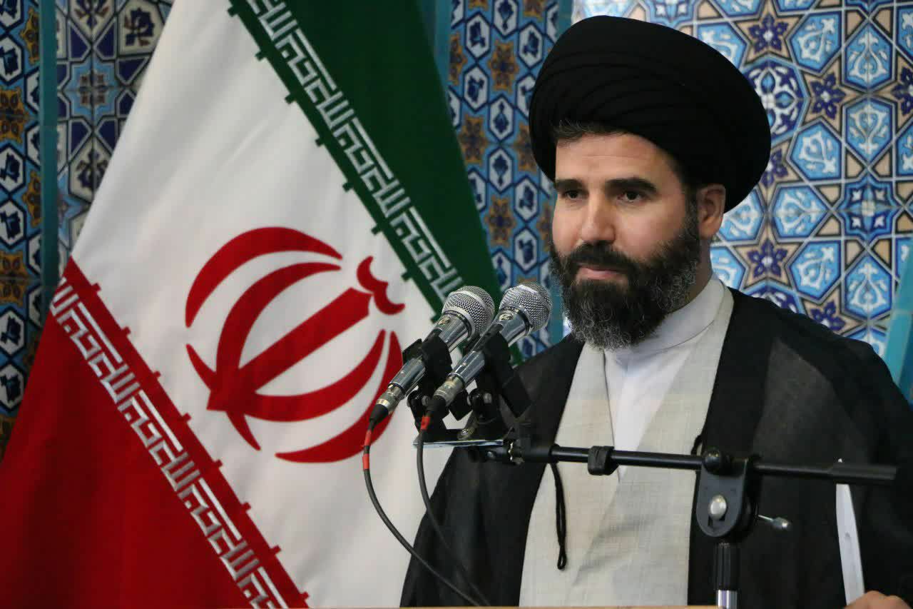 حضور در نمازجمعه، از مصادیق تقوا/ حج امسال رسیدگی به فقرا و بیماران کرونایی است