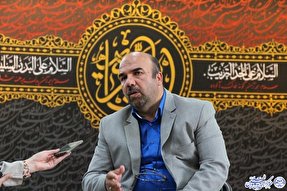 محرم در هیئت ابوالفضلی(ع) بیرجند/ پرچم عزای حسینی بین بازاریان توزیع می&lrm;شود
