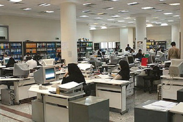 کاهش ساعات کار ادارات استان قم از ۹ تا ۱۷ مرداد ماه