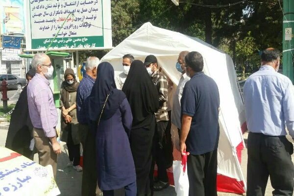 مشارکت خبرنگاران ملایر در توزیع ۵۰ هزار ماسک رایگان