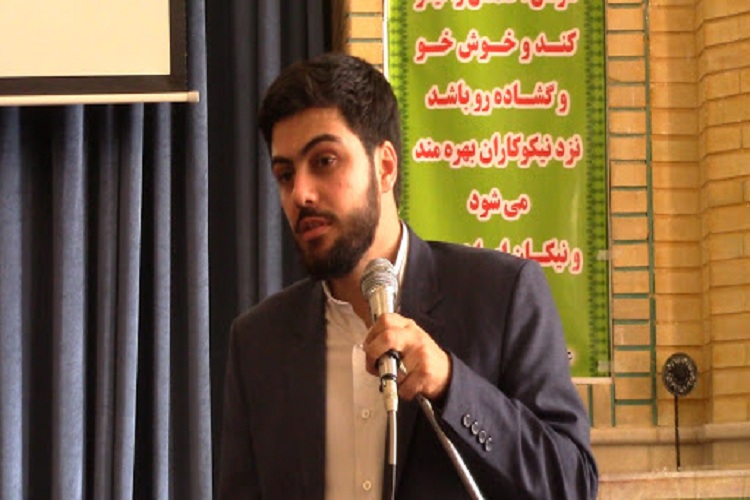 روش&zwnj;های تذکر به افراد دارای حیوانات مزاحم در ملاء عام