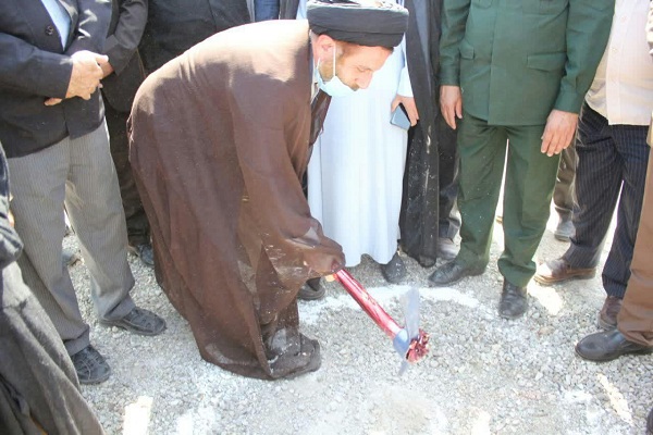 کلنگ&zwnj;زنی حسینیه شهدای بخش معمولان