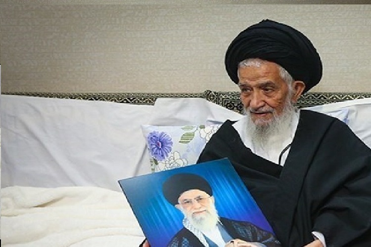 پیکر آیتالله «سید عبدالجواد علم الهدی» در حرم مطهر رضوی آرام گرفت پیکر آیتالله «سید عبدالجواد علم الهدی» در حرم مطهر رضوی آرام گرفت