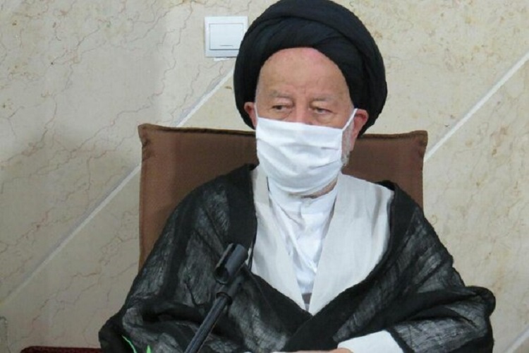 بزرگداشت دفاع مقدس و شهدا در تمام طول سال