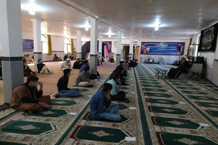 طلاب و روحانیون ملایر تجمع اعتراضی برگزار کردند طلاب و روحانیون ملایر تجمع اعتراضی برگزار کردند