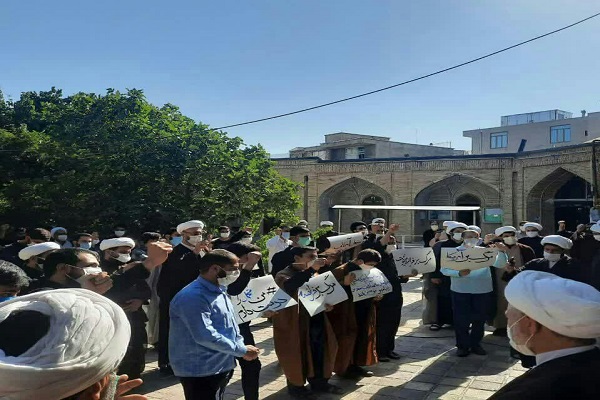 اعلام انزجار طلاب تویسرکانی از اقدام وقیحانه نشریه فرانسوی