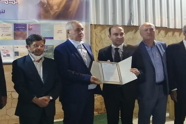 ادیب و ناقد لبنانی تجلیل شد