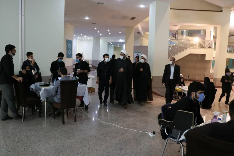 عکس| نخستین رویداد «خیزش کنشگران پیشرفت مسئله‌محور» در همدان کلید خورد