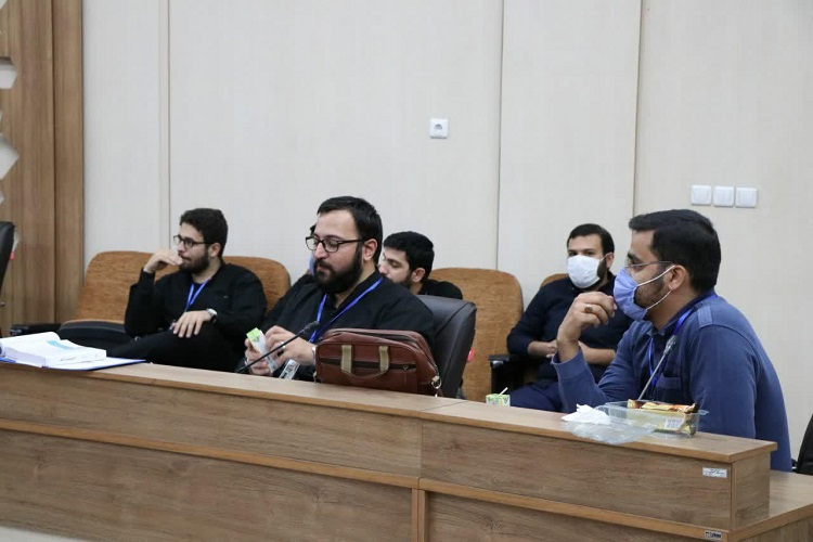عکس| نخستین رویداد «خیزش کنشگران پیشرفت مسئله‌محور» در همدان کلید خورد