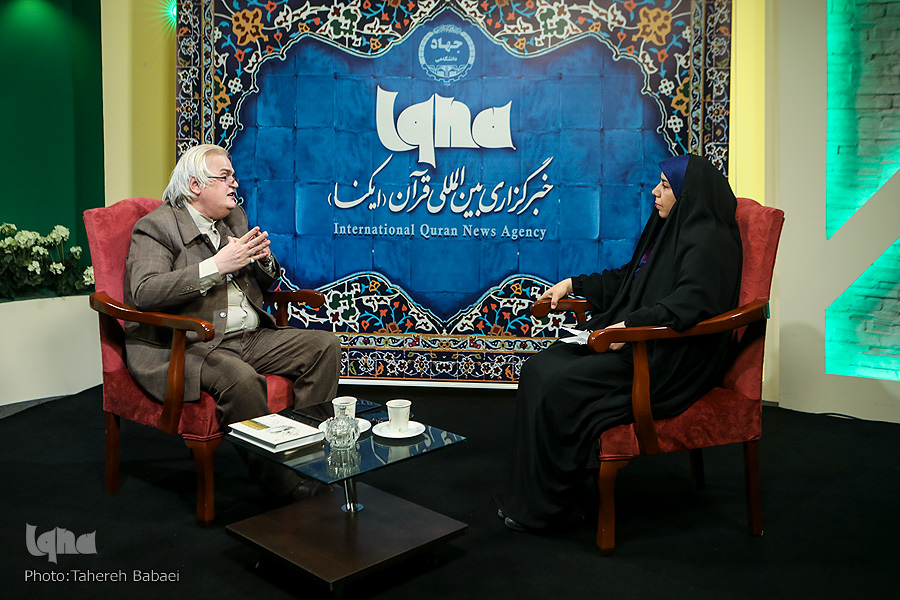 از نپذیرفتن پیشنهاد وزیر فرهنگ پهلوی تا هدیه‌ای که ندیده به جبهه‌ها بخشید