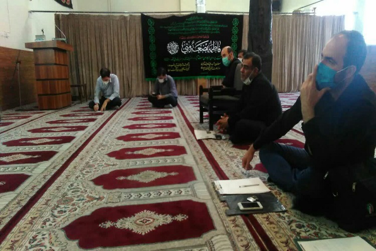 موکبداران ملایری نذورات خود را صرف نیازمندان میکنند موکبداران ملایری نذورات خود را صرف نیازمندان میکنند