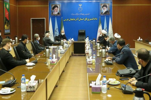 دستگاه قضایی آذربایجان&zwnj;غربی از آمران به معروف و ناهیان از منکر حمایت می&zwnj;کند