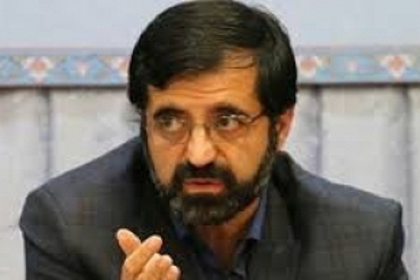 خانواده شهدا، ولی نعمتان جامعه هستند