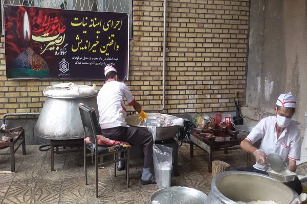 توزیع ۳ هزار پرس غذای گرم از محل نیات موقوفات خوی