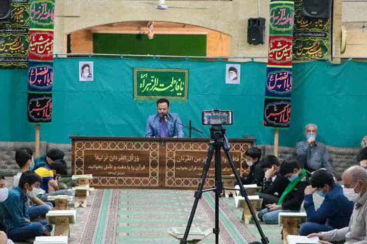 محفل &laquo;انس با قرآن&raquo; در یزد برگزار شد