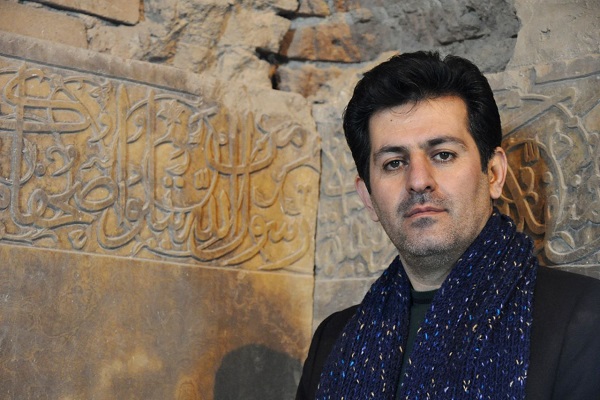 آرزوی قرآنی خوشنویس اراکی / مرجعی برای نظارت بخش هنری ابنیه وجود ندارد