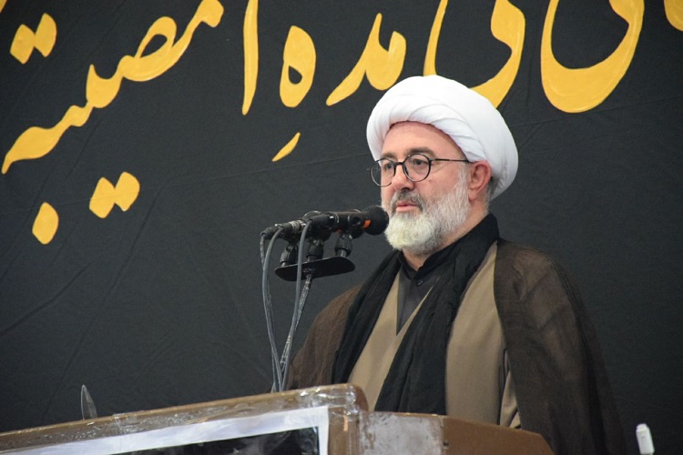 پیوند حوزه علمیه با ارتش ثمره انقلاب اسلامی است