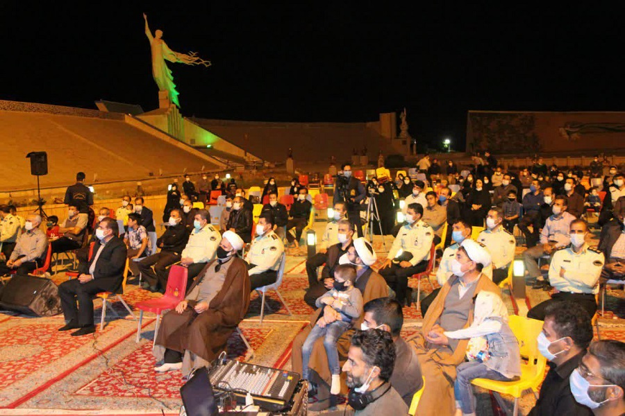 برگزاری مراسم شب خاطره نیروی انتظامی در همدان برگزاری مراسم شب خاطره نیروی انتظامی در همدان