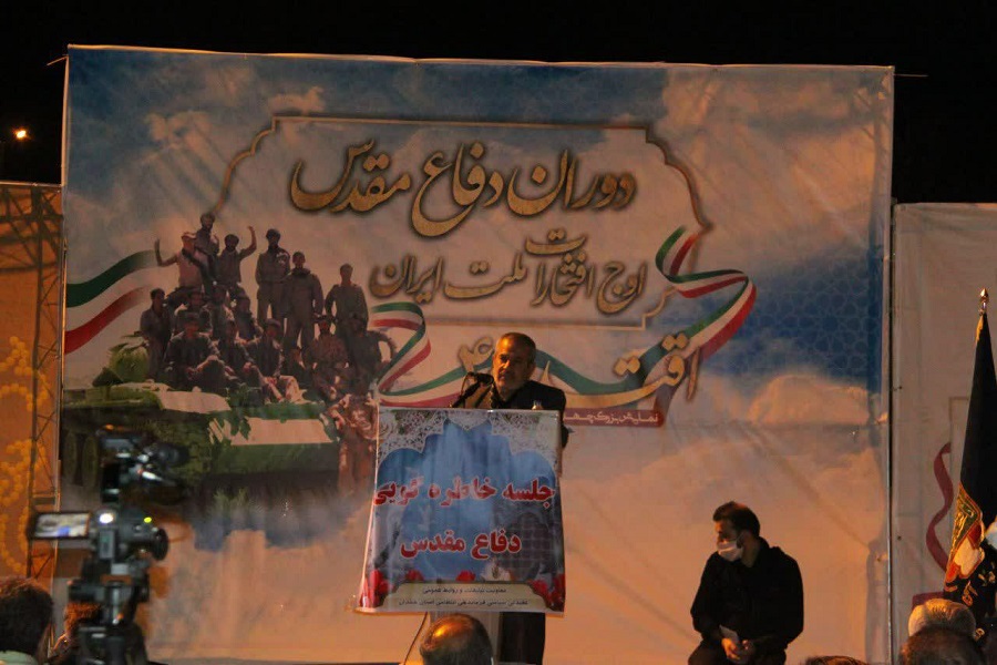 برگزاری مراسم شب خاطره نیروی انتظامی در همدان برگزاری مراسم شب خاطره نیروی انتظامی در همدان